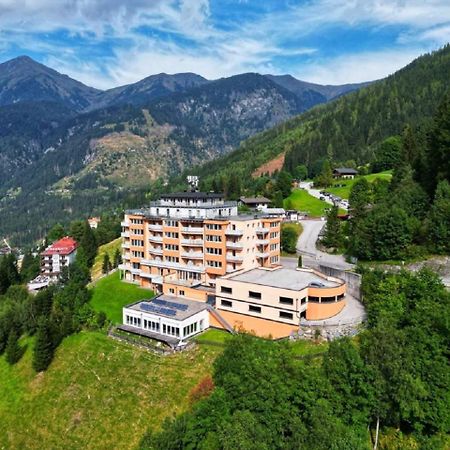 Panorama Spa Lodges Das.Schiller Бадгаштейн Экстерьер фото